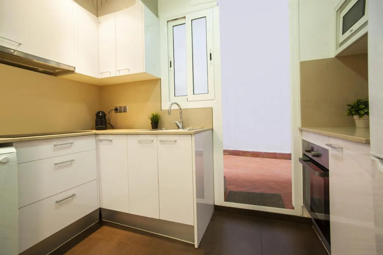 P9Mdr1070 - Nice Apartment In Poble Sec 바르셀로나